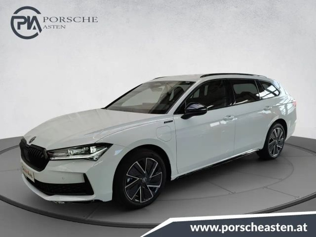 Skoda Superb 2025 Hybride Benzine