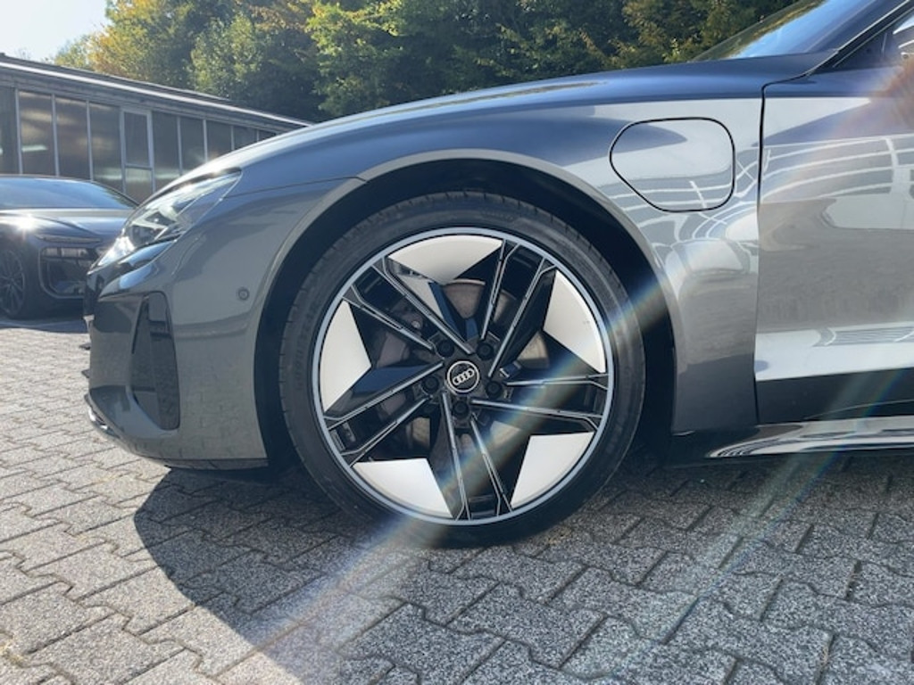 Audi e-tron GT