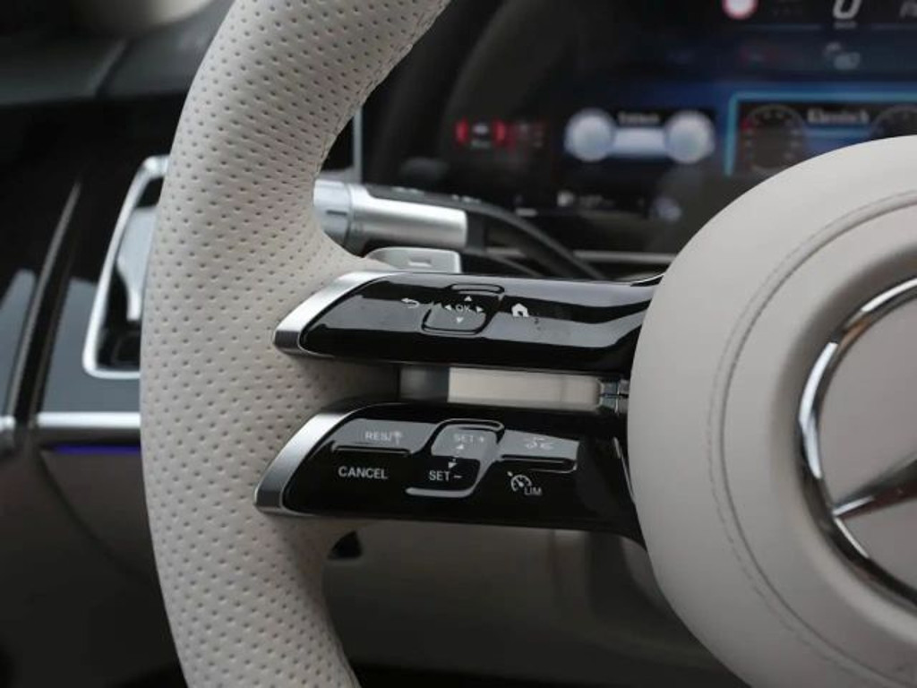 Mercedes-Benz S-Klasse