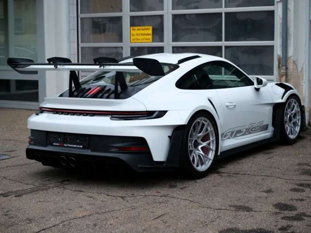 Porsche 992