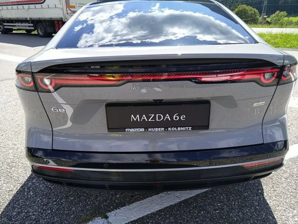 Mazda 6e