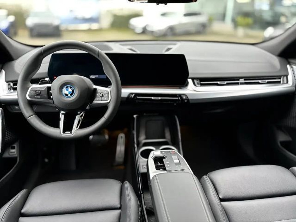 BMW iX2