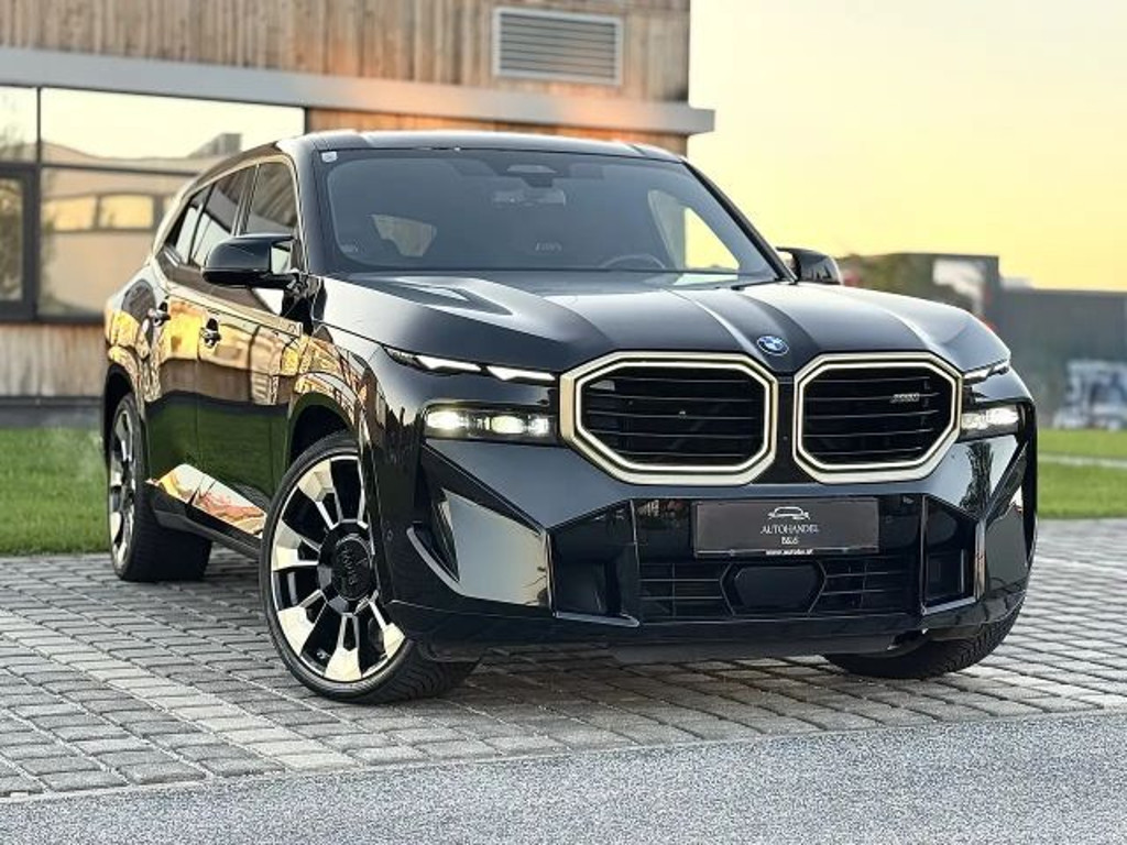 BMW XM