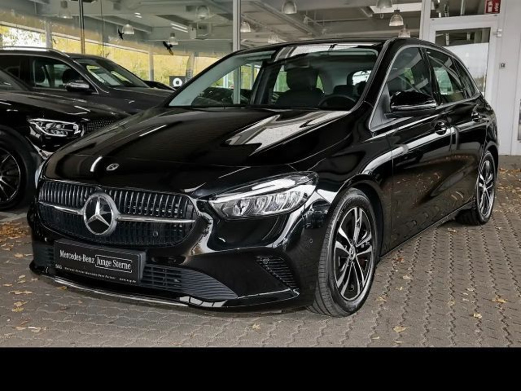 Mercedes-Benz B-Klasse 2024 Benzine