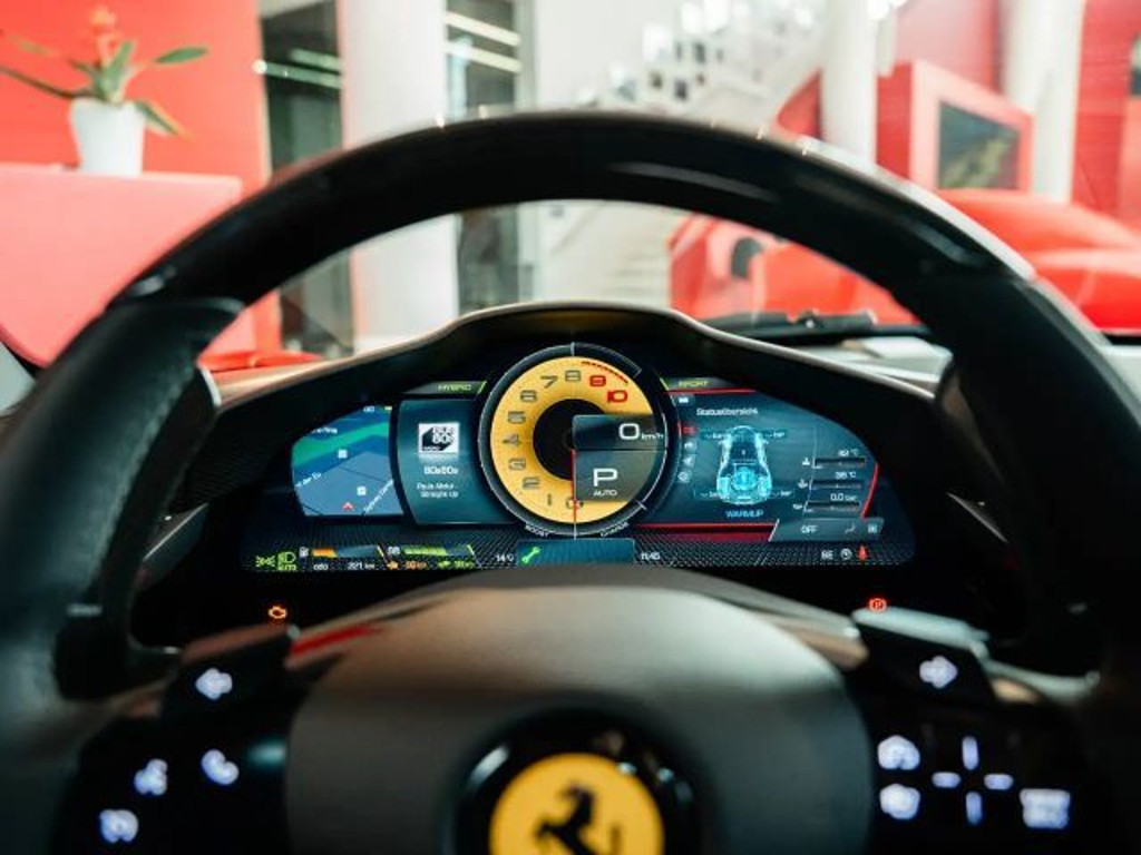 Ferrari SF90