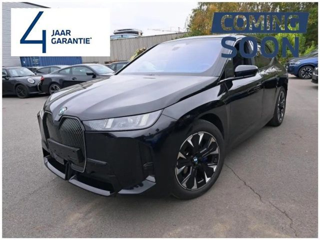 BMW iX