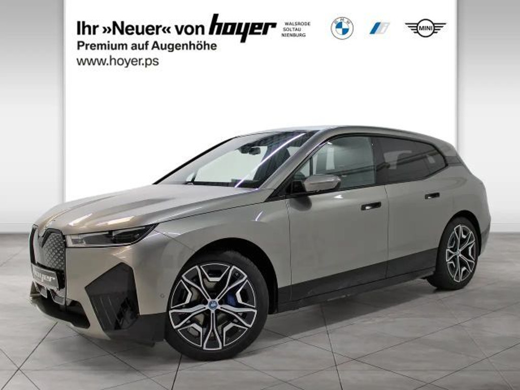 BMW iX