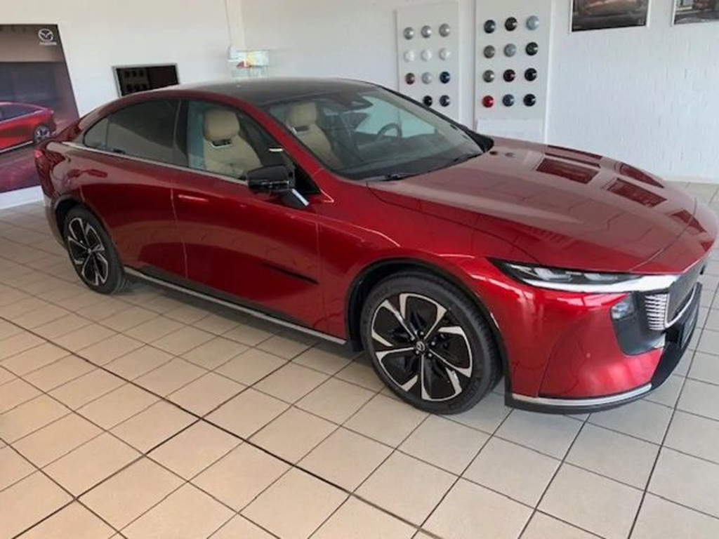 Mazda 6e