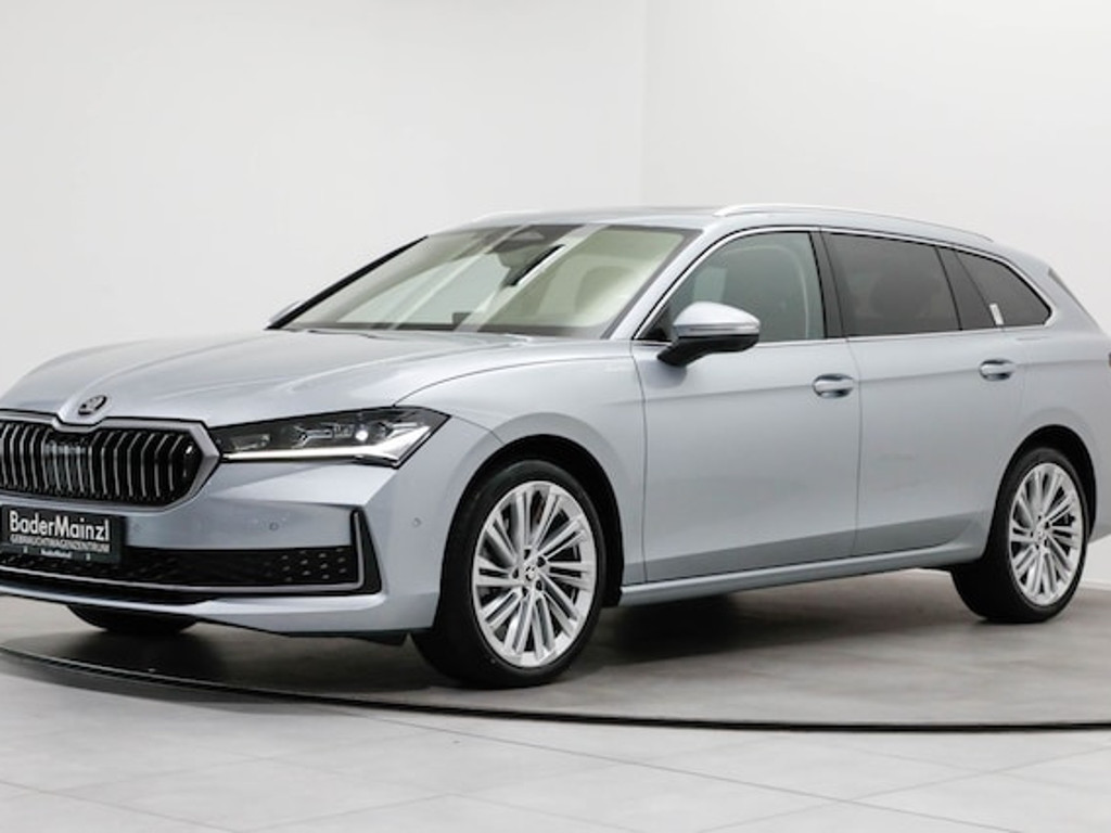 Skoda Superb 2025 Diesel