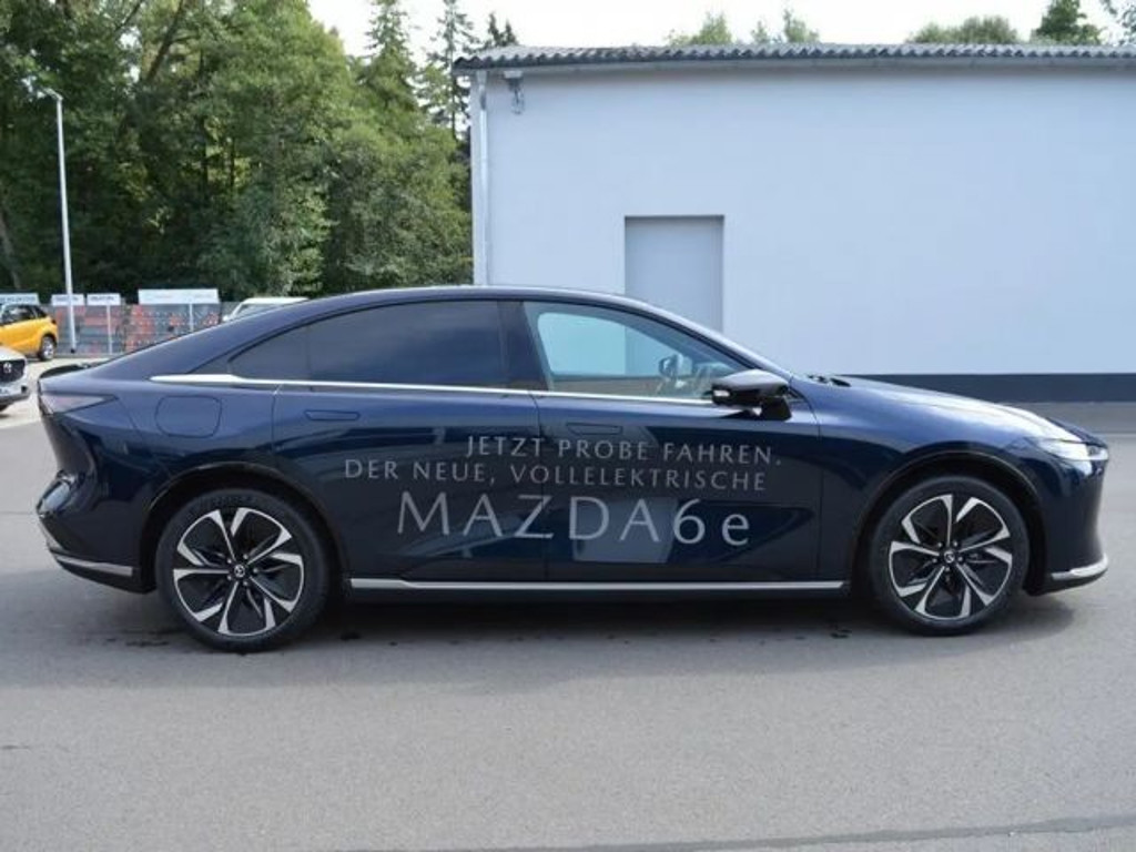 Mazda 6e