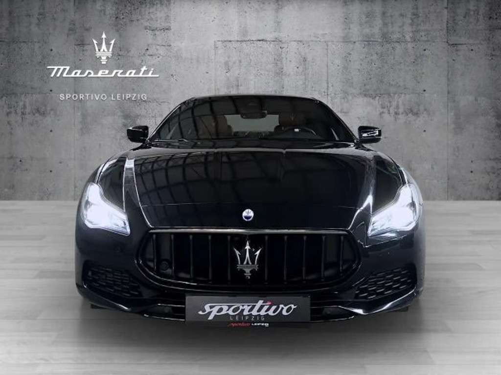 Maserati Quattroporte