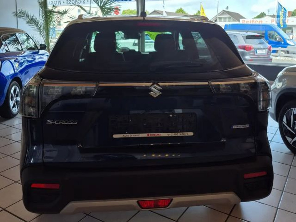 Suzuki S-Cross