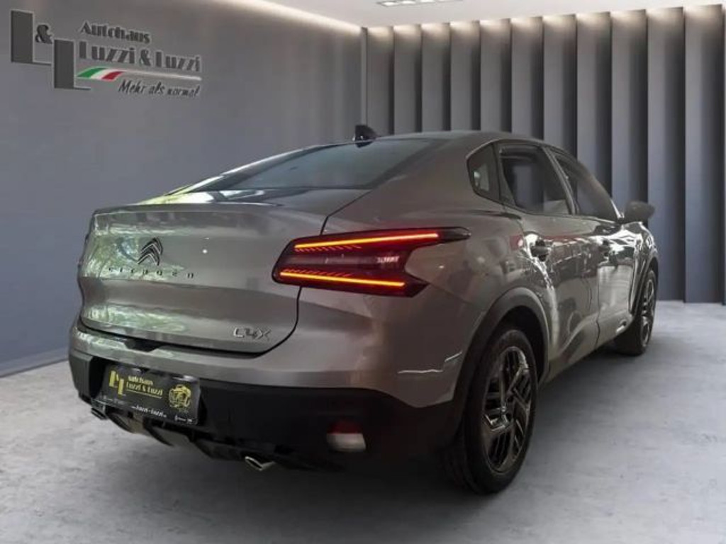 Citroën C4 X
