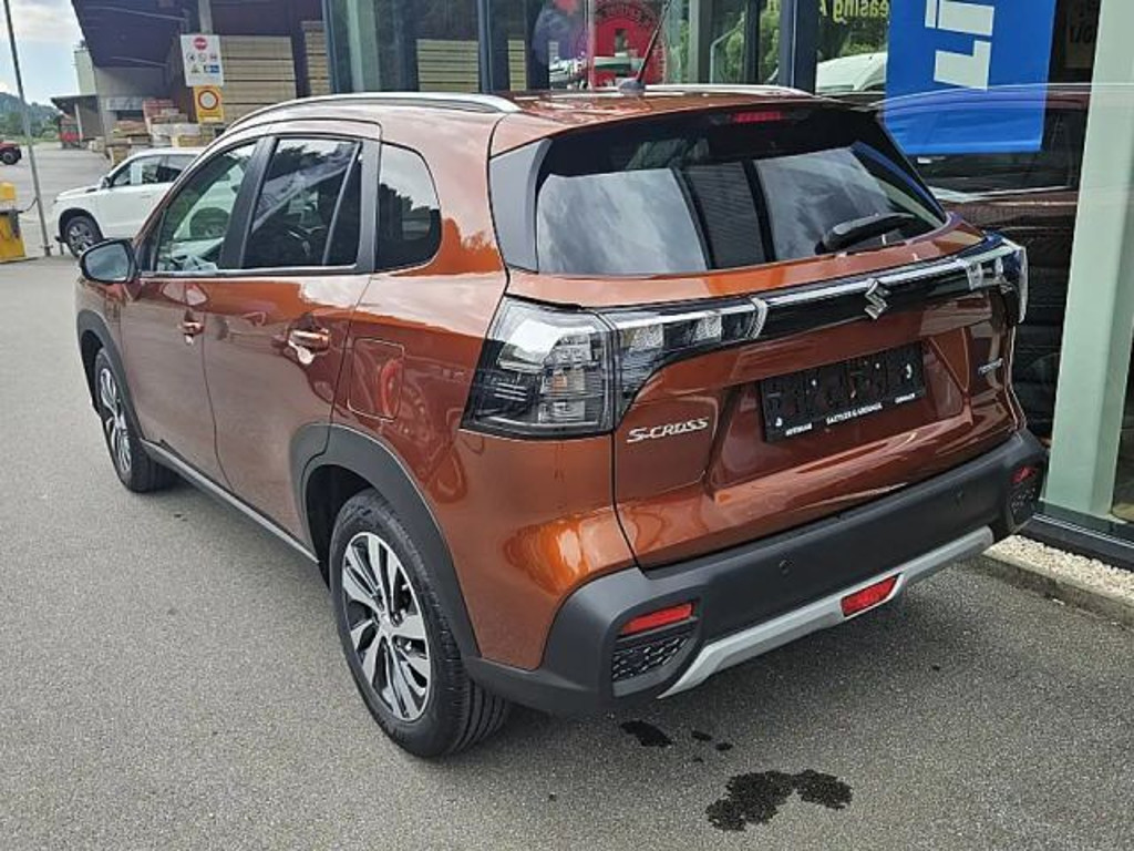 Suzuki S-Cross