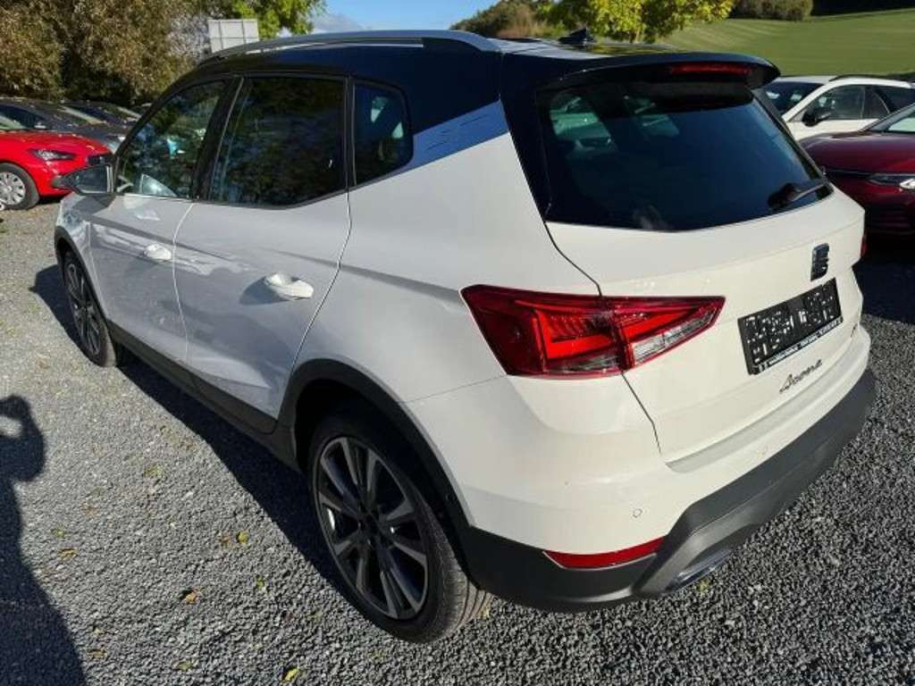 Seat Arona