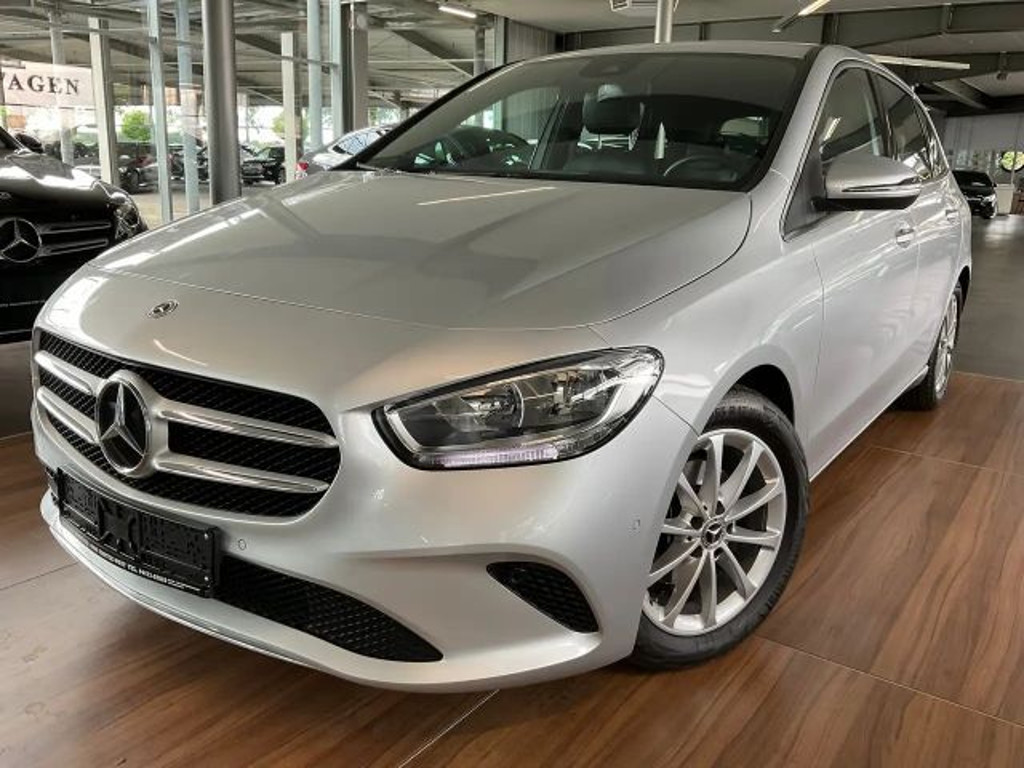 Mercedes-Benz B-Klasse 2022 Benzine