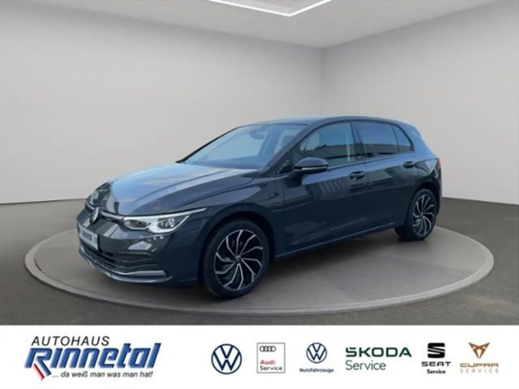 Volkswagen Golf 2022 Benzine