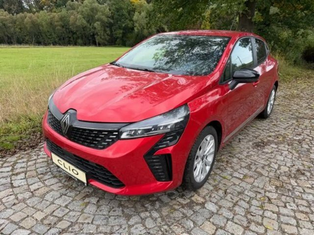 Renault Clio 2024 Benzine