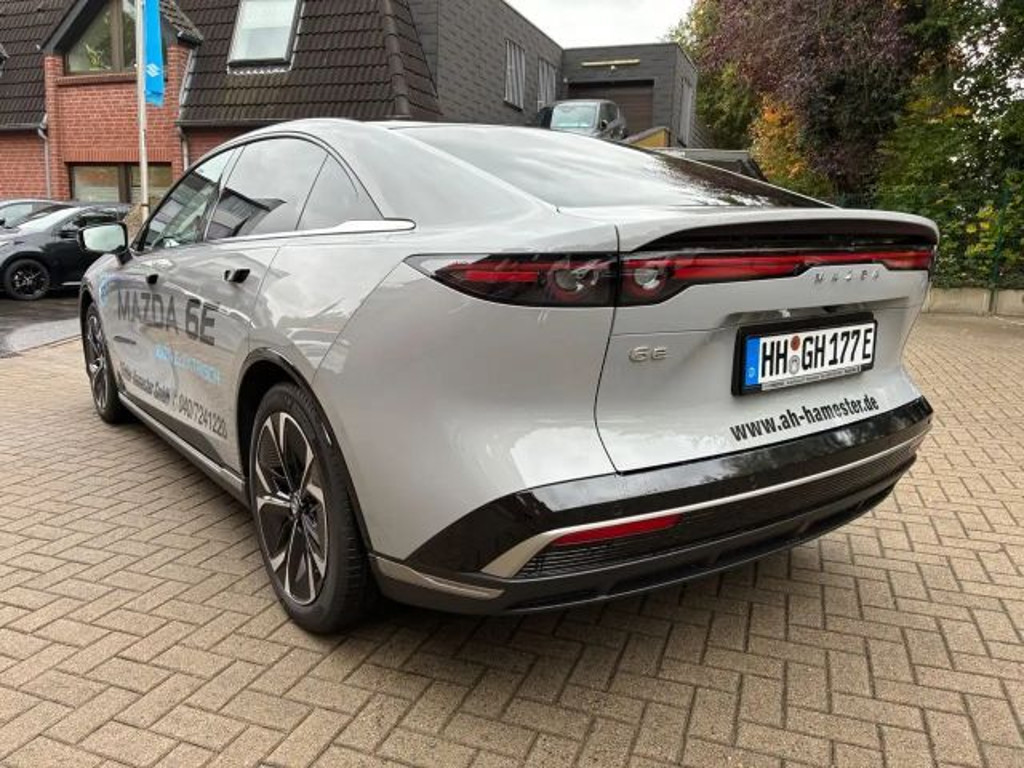 Mazda 6e