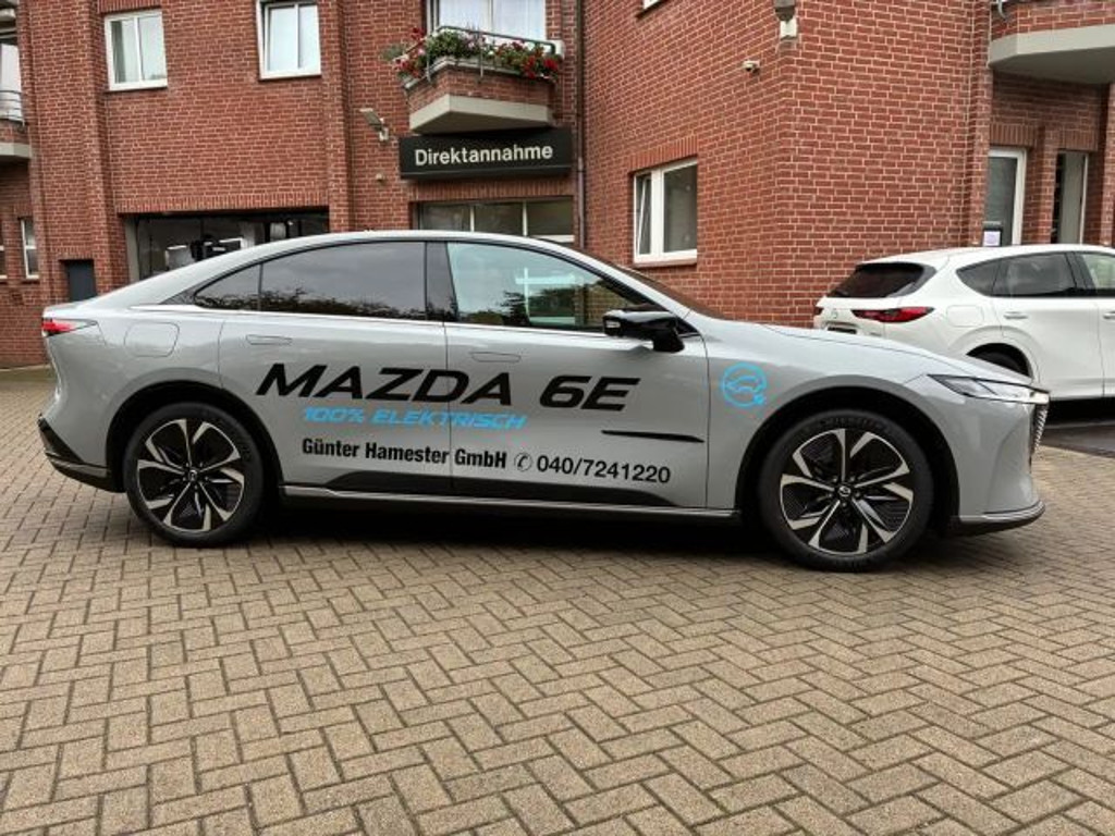 Mazda 6e