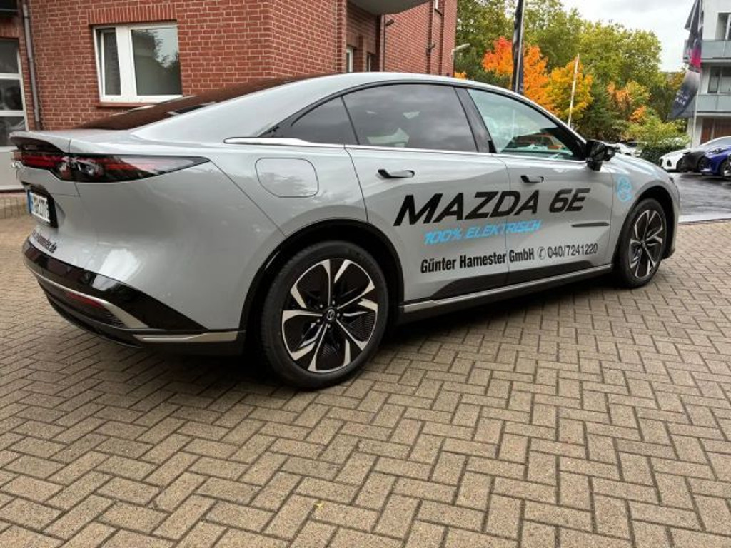 Mazda 6e