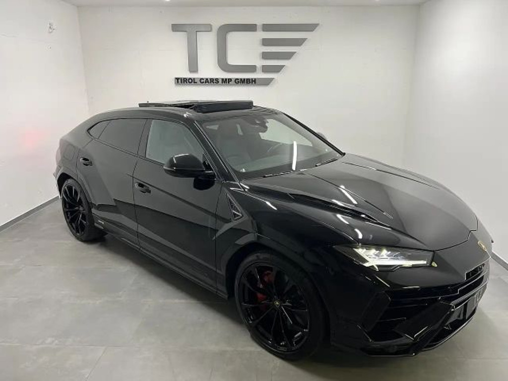 Lamborghini Urus 2023 Benzine