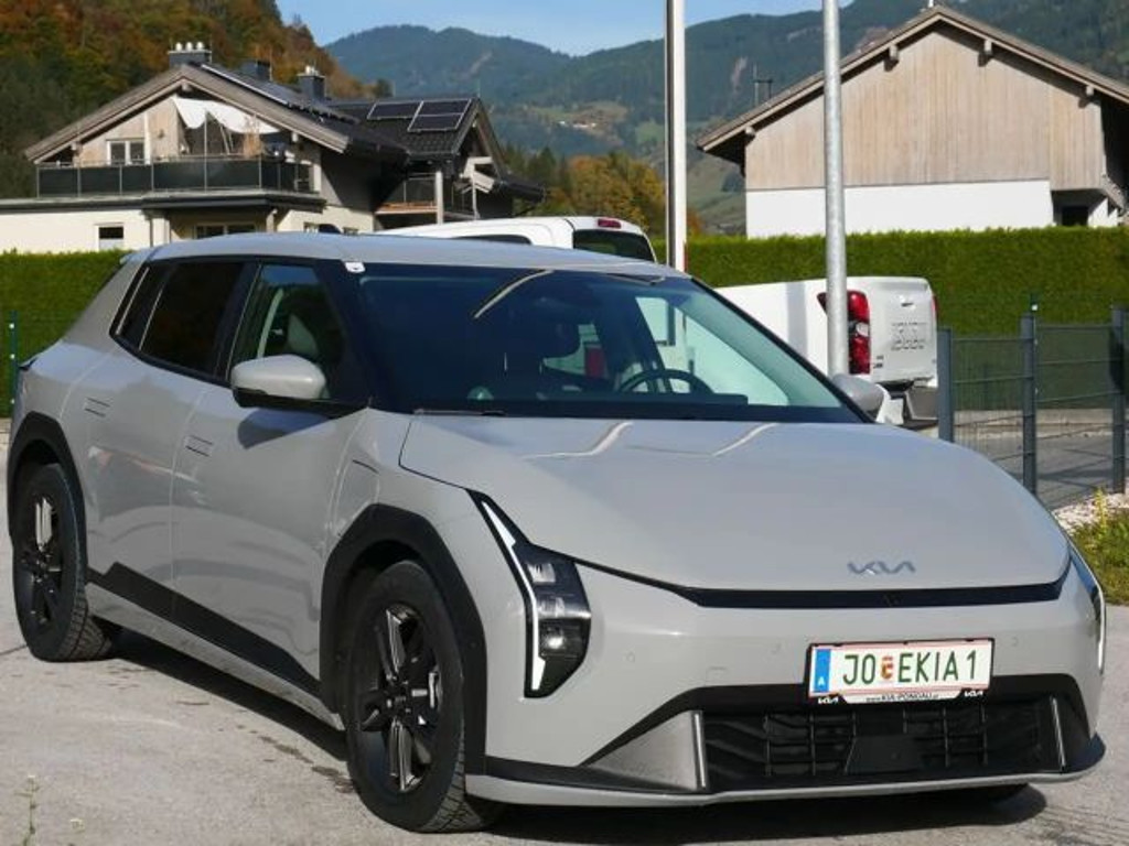 Kia EV4