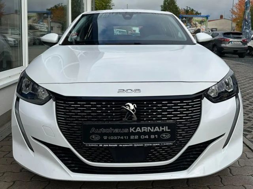 Peugeot e-208