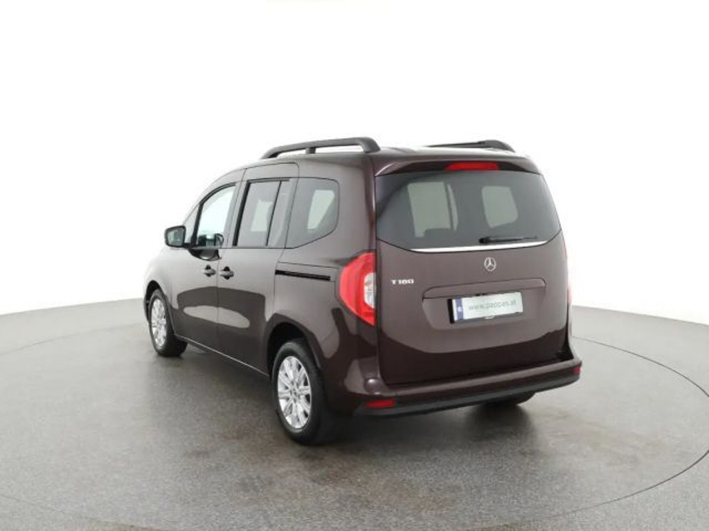 Mercedes-Benz T 180