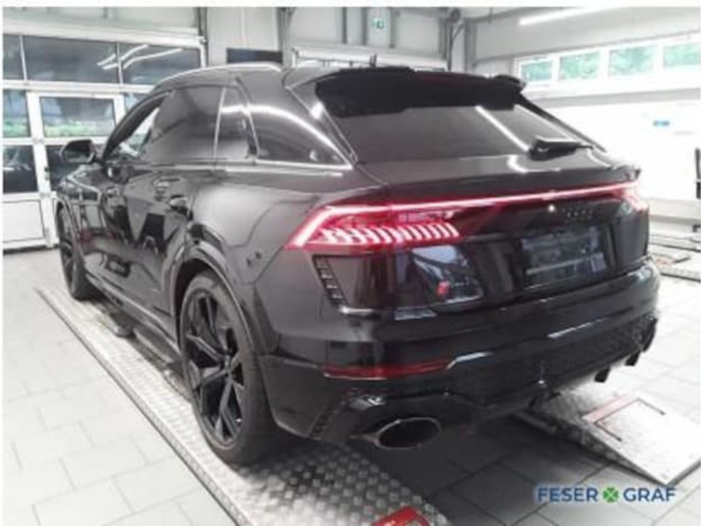 Audi RS Q8