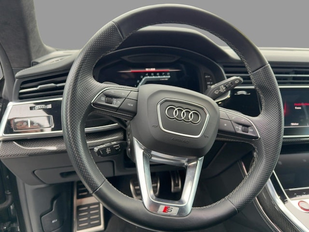 Audi SQ8