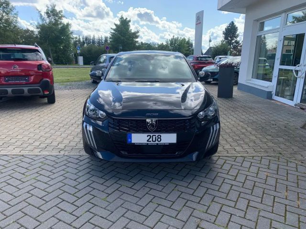 Peugeot e-208