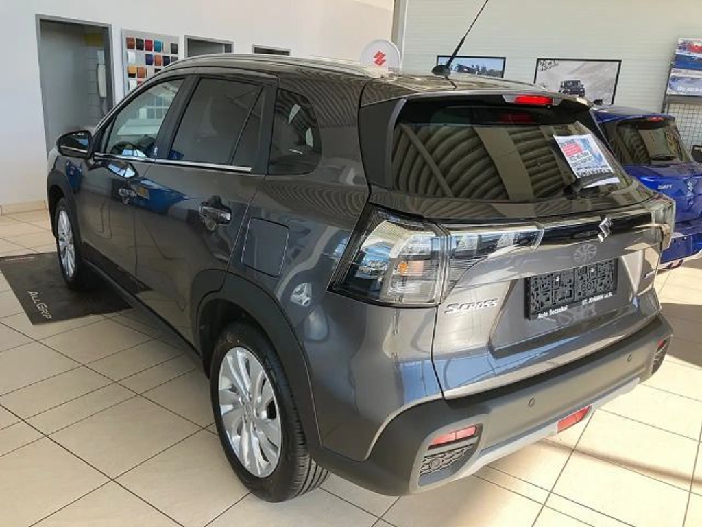 Suzuki S-Cross