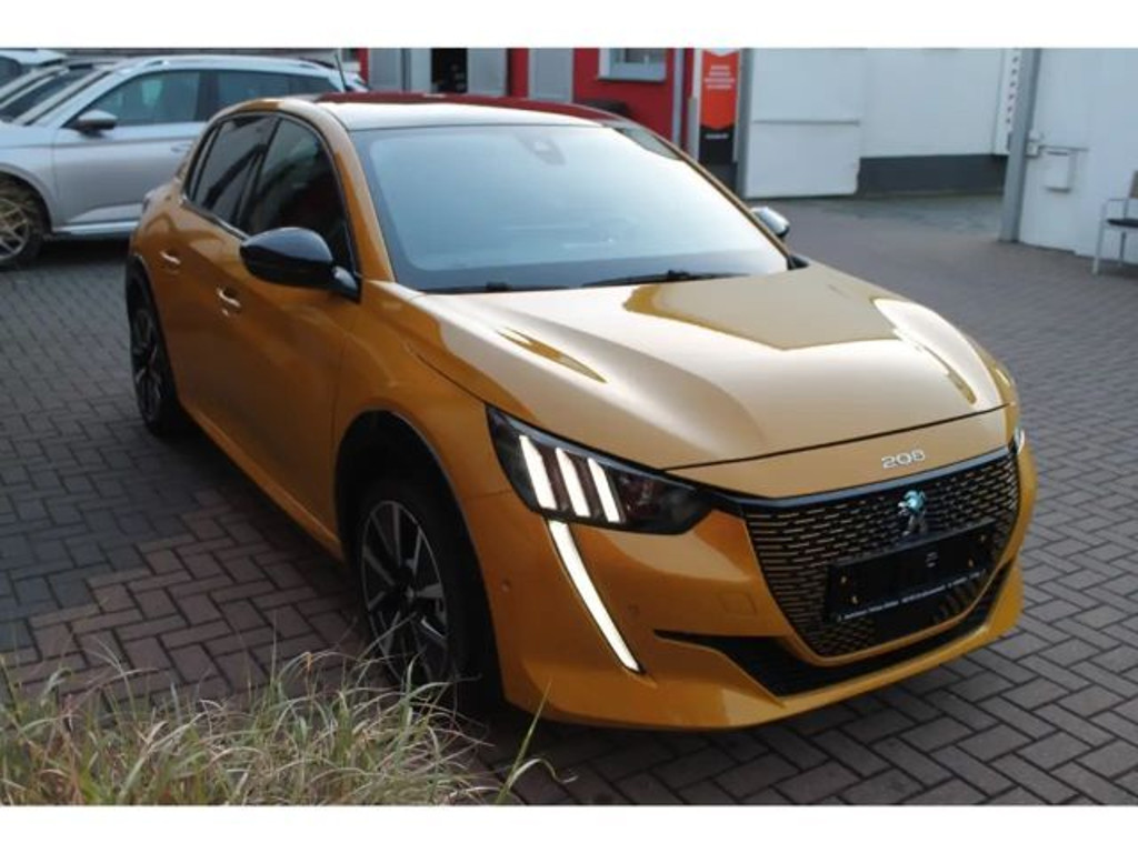 Peugeot e-208