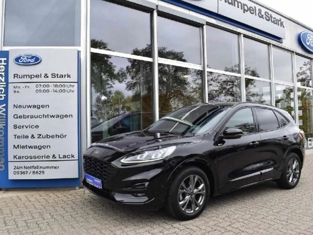 Ford Kuga 2023 Benzine
