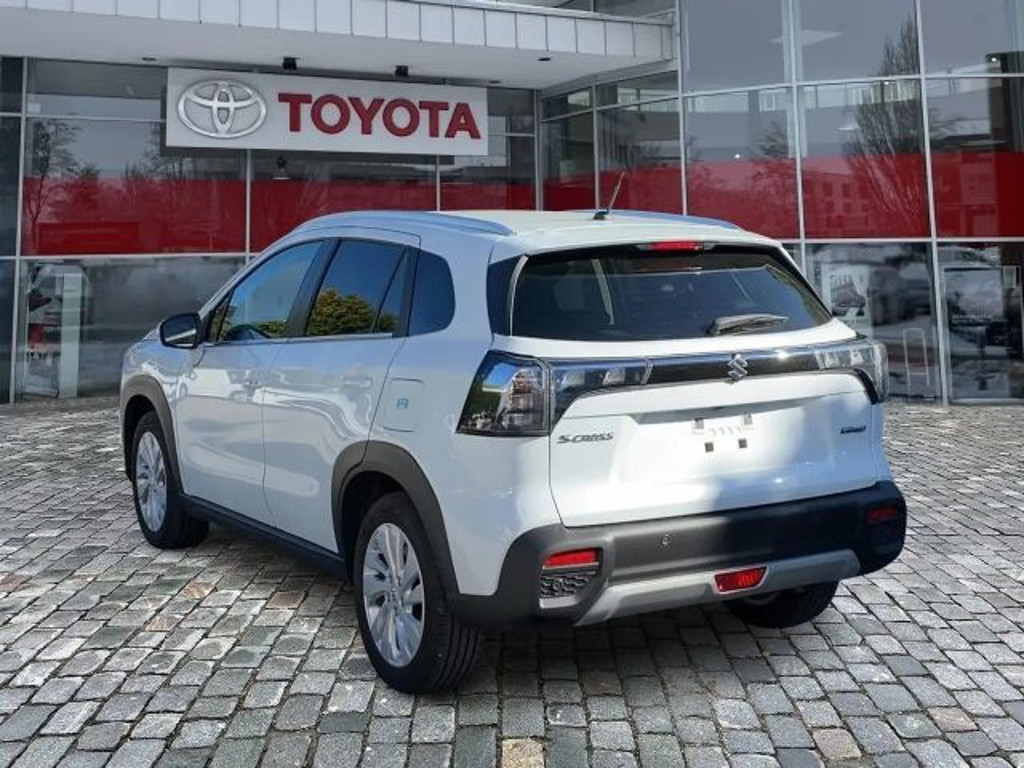 Suzuki S-Cross