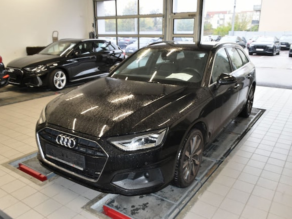 Audi A4 2021 Benzine