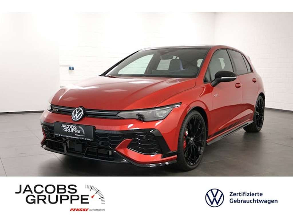 Volkswagen Golf 2024 Benzine