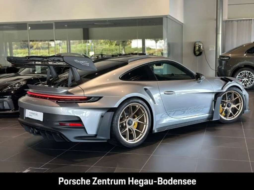 Porsche 992