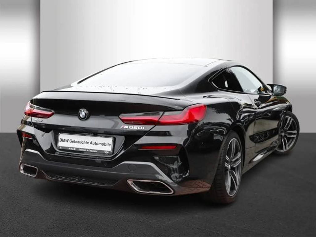 BMW M850