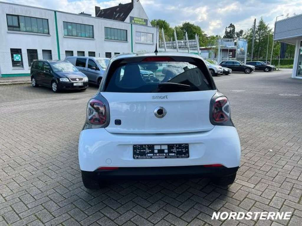 Smart EQ forfour