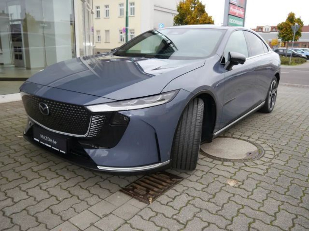 Mazda 6e
