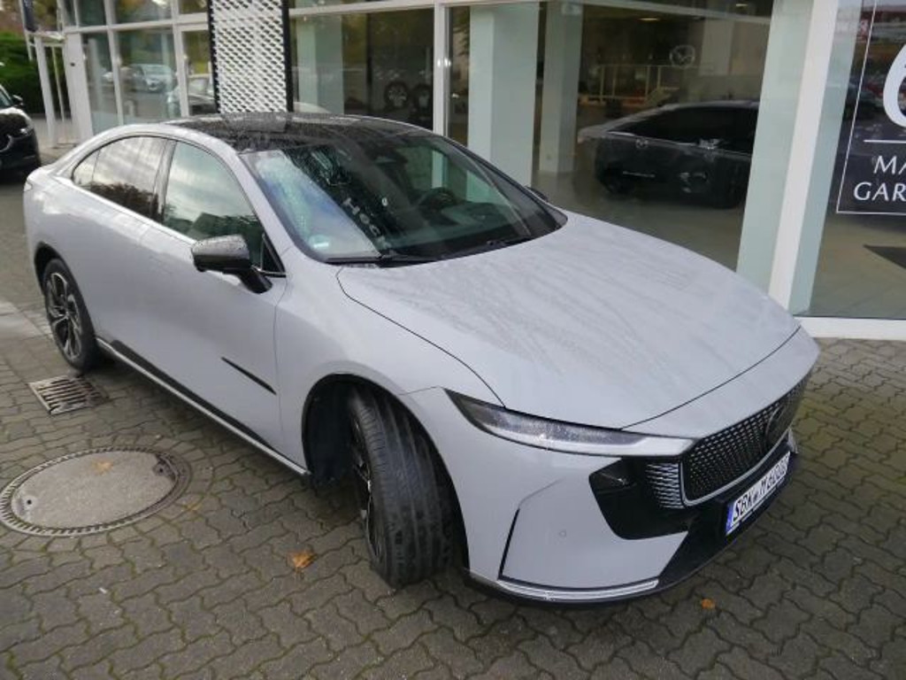 Mazda 6e