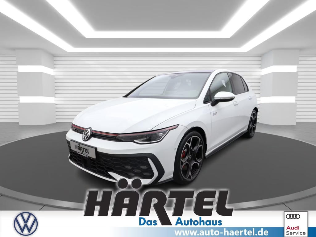 Volkswagen Golf 2025 Benzine