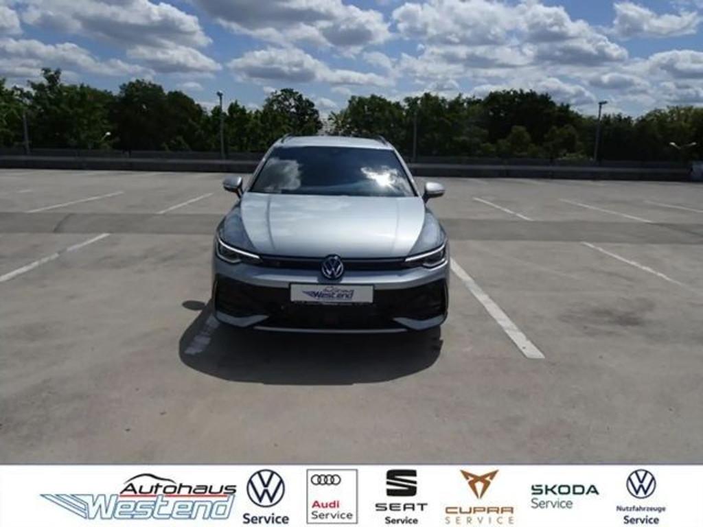 Volkswagen Golf 2025 Benzine