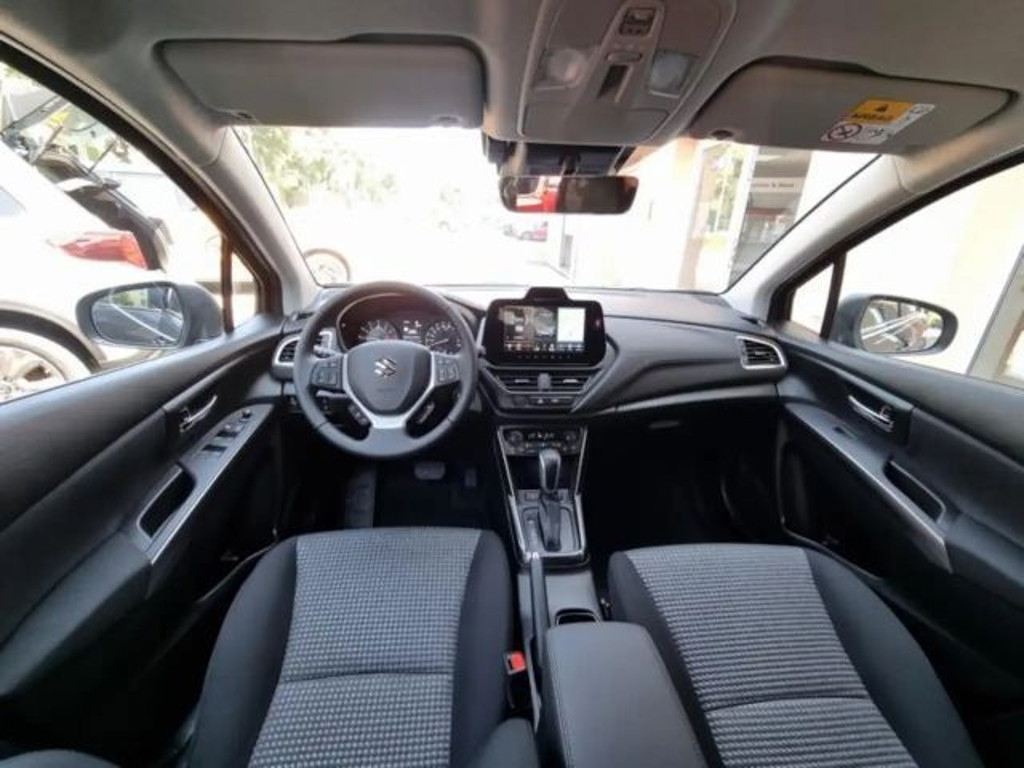 Suzuki S-Cross
