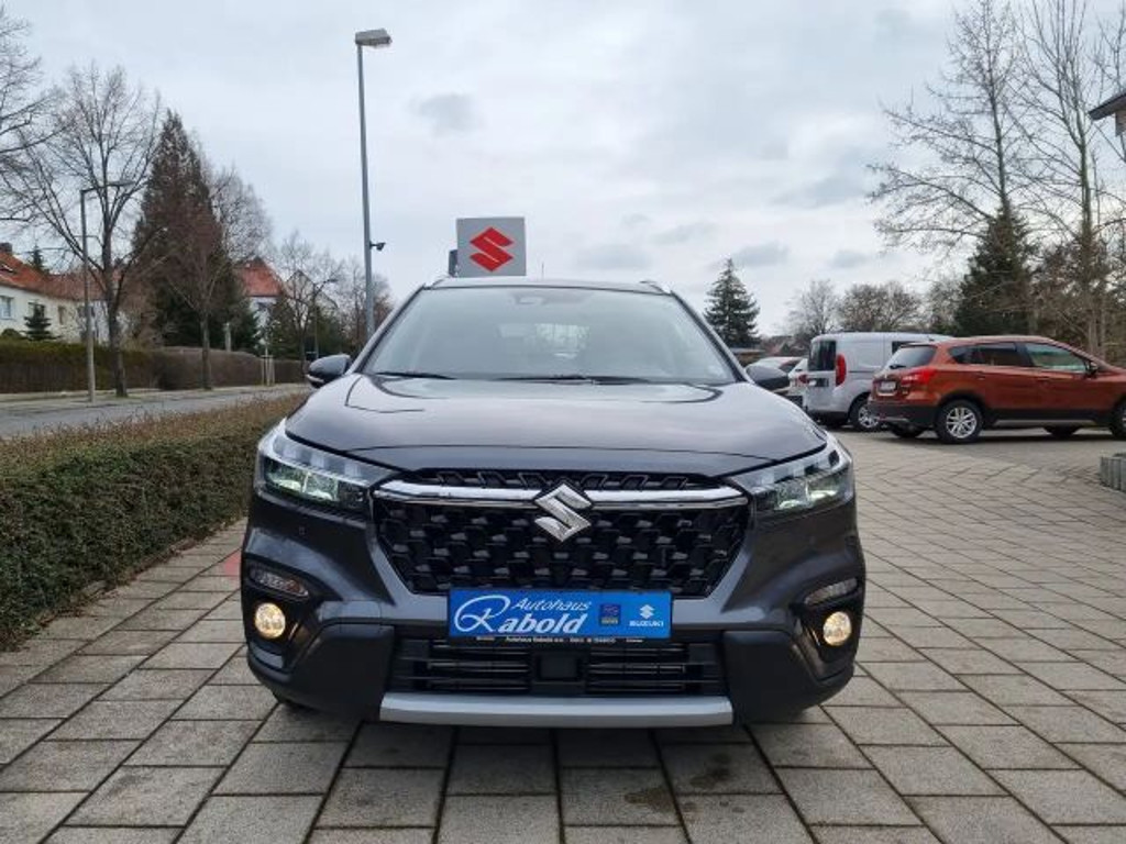 Suzuki S-Cross