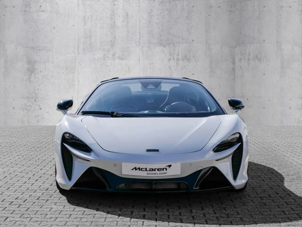 McLaren Artura