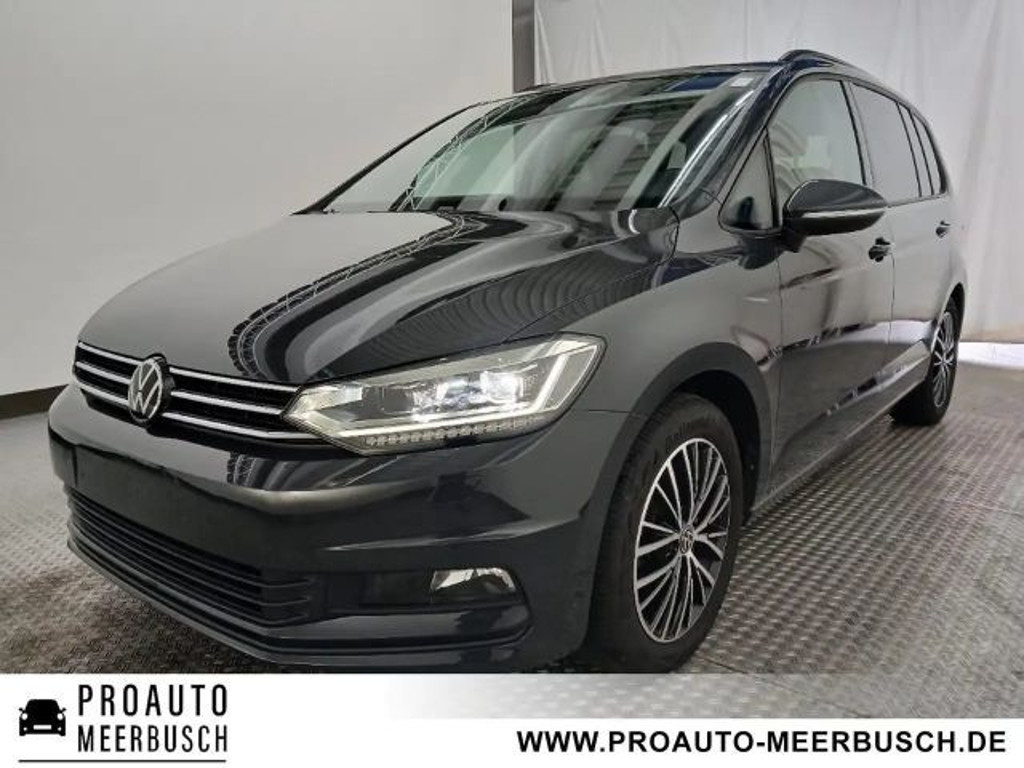 Volkswagen Touran 2023 Benzine