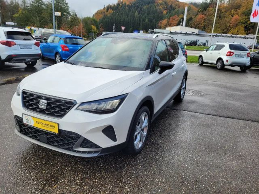 Seat Arona